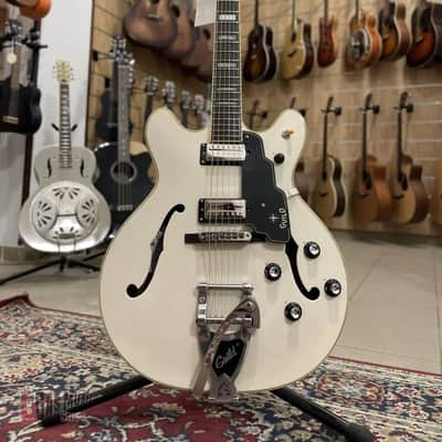 Guild Starfire V Snowcrest White image 2