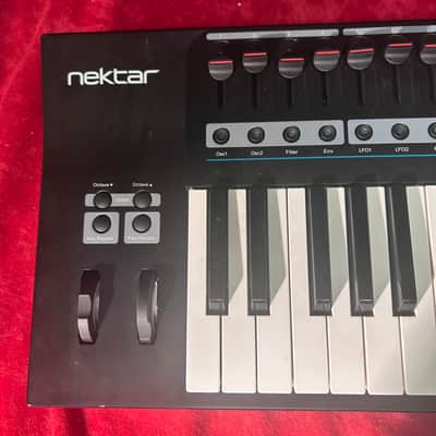 Nektar Panorama T4 49-Key USB MIDI / DAW Controller Keyboard 2018 - 2021 - Black image 2