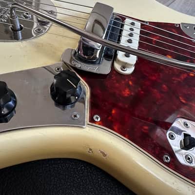Fender Jaguar 1965 - Olympic White with Matching Headstock vintage 100% stock Johnny Marr Original Finish & Electronics – Original Case image 11