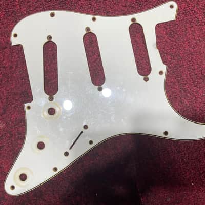 Fender Stratocaster Pearl Back 1968 - 1969 - 1970 - White Pickguard Old Reissue Relic image 2
