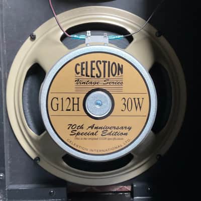 Vox 212C - 60W 16 Ohm Black 2X12 Upgraded Celestion G12H Anniversary Speakers image 8