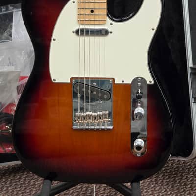 Fender American Standard Telecaster 2013 with Maple Fretboard 3-Color Sunburst OHSC EXC+ image 2