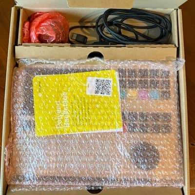 Polyend Tracker Rare Gold Limited Edition image 5