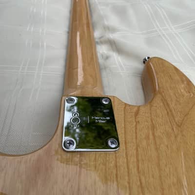 Sire V7 Vintage with Fender Custom Shop Custom 60s Pickups Swamp Ash Natural image 5