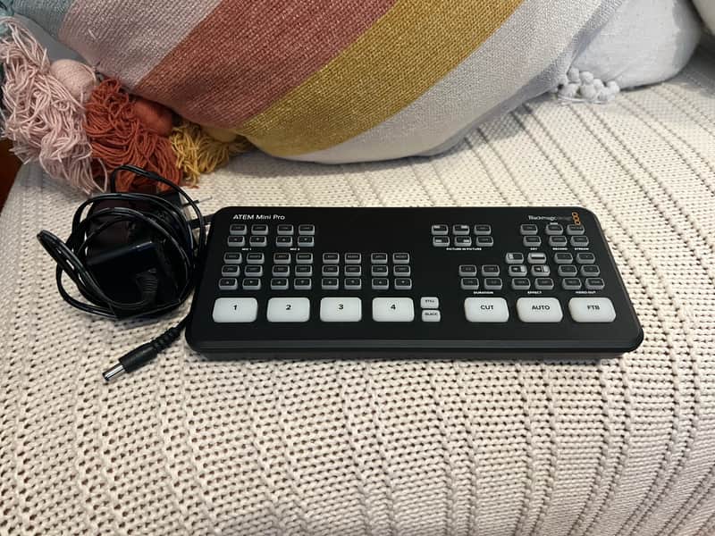 Blackmagicdesign ATEM Mini Pro ISO 2020s - Black image 1