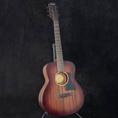 Adam Black O-2T Travel Guitar Vintage Sunburst image 4