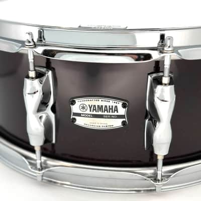 Used Yamaha Recording Custom Snare Drum 14x5.5 Classic Walnut - Very Good image 3