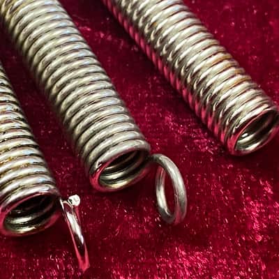 General Vintage Tone Vintage Tremolo Springs Pre CBS type GVT lower tensión custom made Aged image 2
