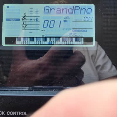 Yamaha PSR-E463 61-Key Portable Keyboard 2018 - Present - Black image 2