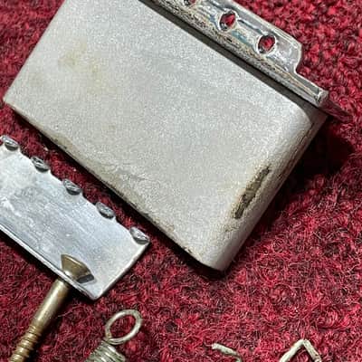 Fender Stratocaster Tremolo assembly Made In USA Pat Pend Saddles 009-4247-049 Relic image 6