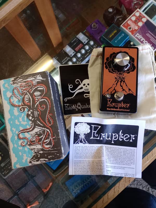 EarthQuaker Devices Erupter Ultimate Fuzz Tone Pedal w/Original Box & paperwork *** FREE SHIPPING *** image 1