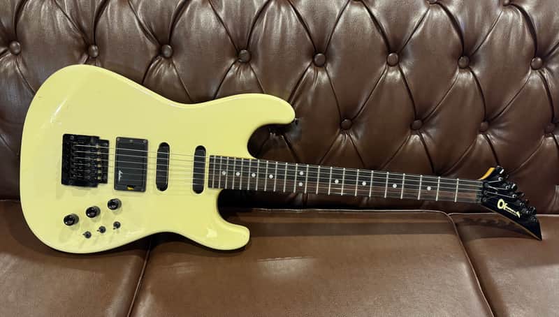 Charvel Model 4 HSS with Rosewood Fretboard 1986 - 1989 - Pearl White image 1