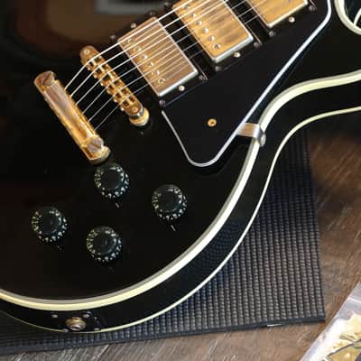 1976 Gibson Les Paul Custom 3-Pickup Black Beauty Electric Guitar Black Ebony + HSC image 6