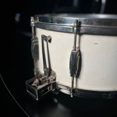 Vintage 1936 Ludwig & Ludwig 6.5x14" Super Solid 1ply Maple Snare Drum in White Duco & Nickel Plated Hardware image 4