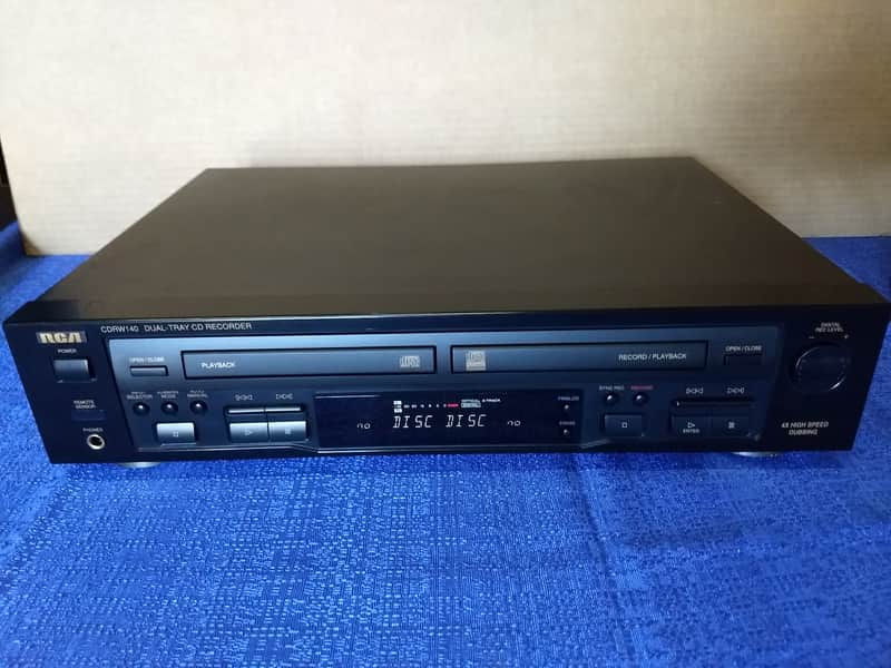 RCA CDRW140 Dual Tray CD Recorder image 1