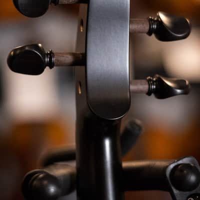 Yamaha YEV-104BL Electric Violin Black image 5