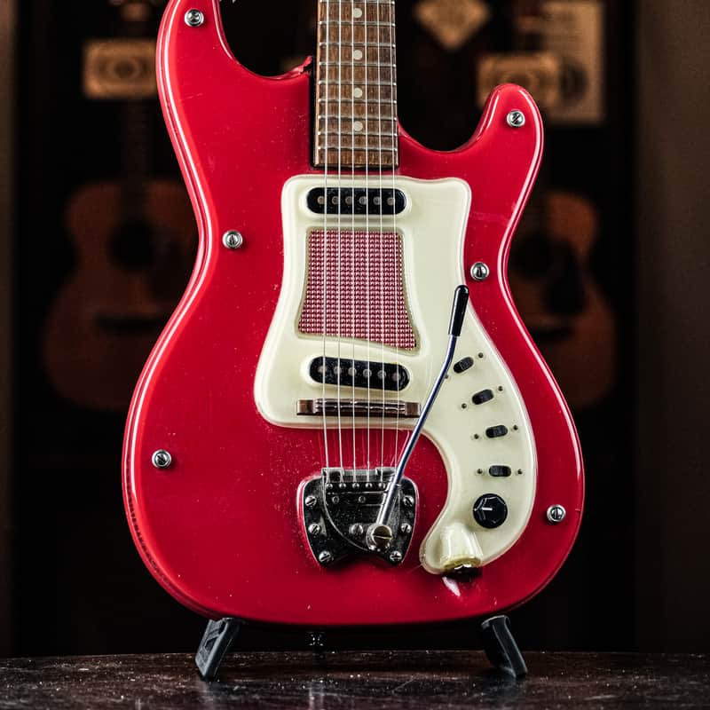 1963 Hagstrom Kent PB-24-G red