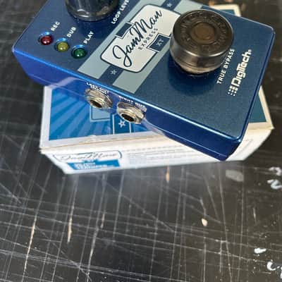 DigiTech JamMan Express XT Compact Stereo Looper - Blue image 2