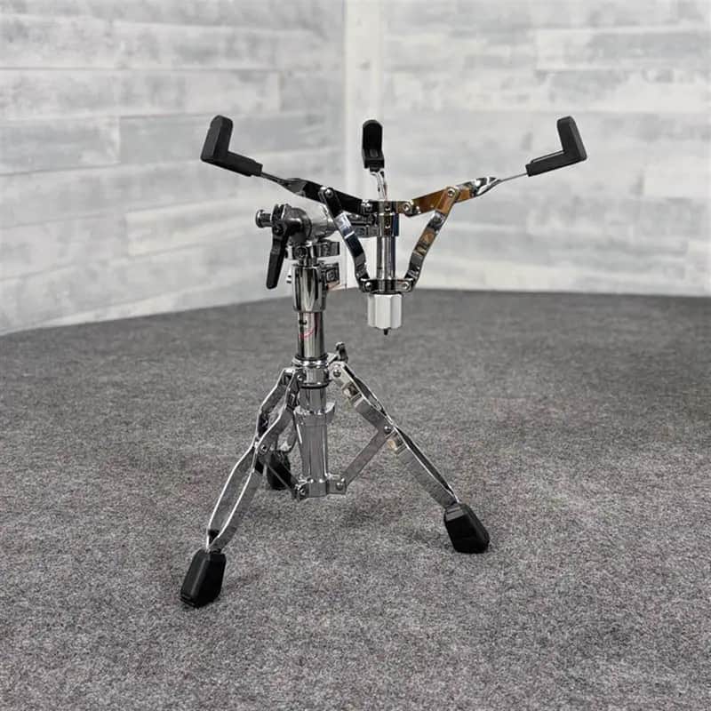 Used DW 9000 Series Heavy Duty Snare Stand - Excellent image 1