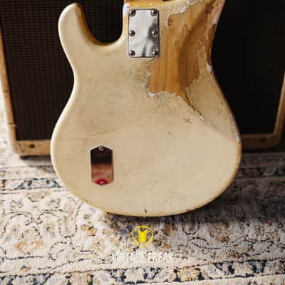 Music Man Stingray 1989 - Olympic White RARE image 13