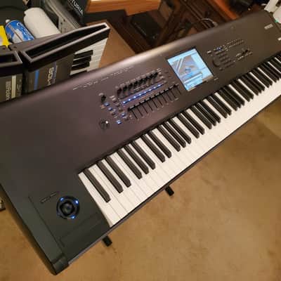 MUST SEE!!! KORG KRONOS 88 FULLY INSPECTED/SERVICED AND IN AMAZING CONDITION! image 11