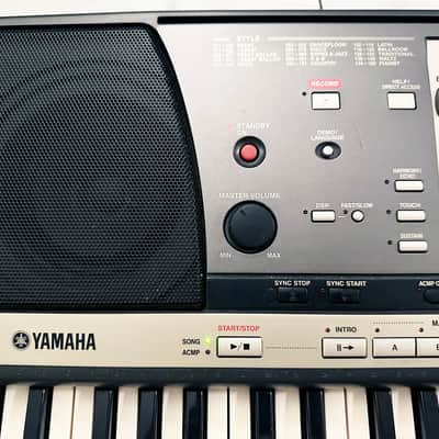 YAMAHA PSR-640 Synthesizer Arranger Workstation Made in JAPAN. Good Condition. Works Great !... image 3