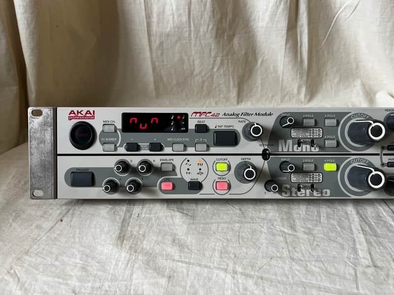 AKAI MFC42 Analog Filter Module | Reverb