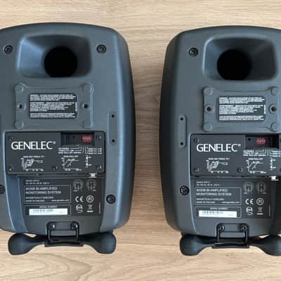 Genelec 8030B Studio Monitors - 5" Powered (Pair) 2013 - 2017 - Gray image 5
