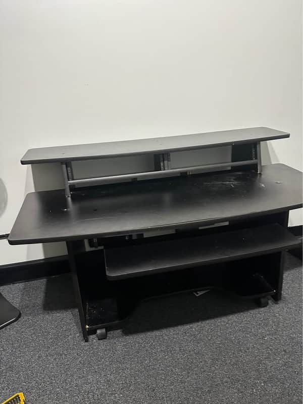 Omnirax Presto 4 Studio Desk Black 2011 - Black image 1