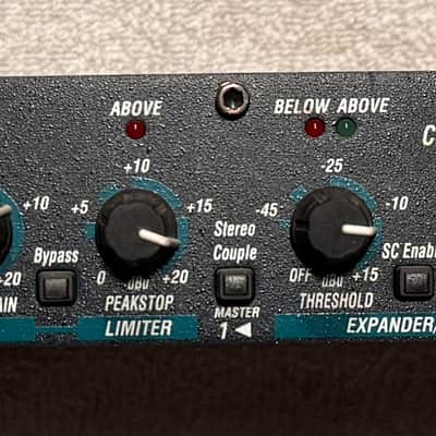 dbx 166XL Stereo Compressor / Limiter / Gate image 2
