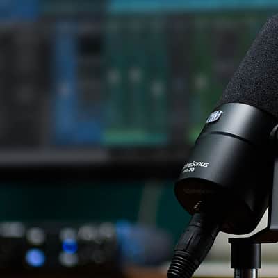 Presonus PD-70 Dynamic Cardioid Broadcast Mic Podcast Recording Microphone image 9