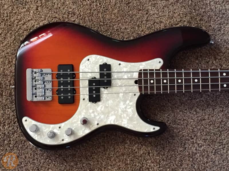 Fender 50th Anniversary American Deluxe Jazz Bass Sunburst 1996
