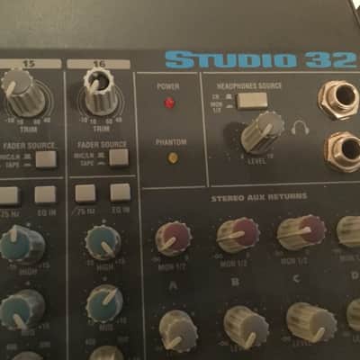 Alesis Studio 32.  16 channel mixer  1999 image 2