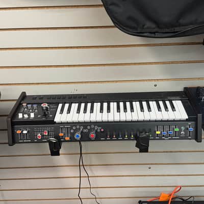 OPEN BOX DEAL! Korg MiniKORG 700S 37-Key Analog Synthesizer 1974 - 1979 - Black image 3