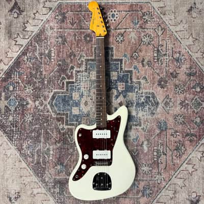2019 Squier Classic Vibe ‘60s Jazzmaster Left Handed Olympic White Offset Electric Guitar W/ Fender Gigbag! image 5