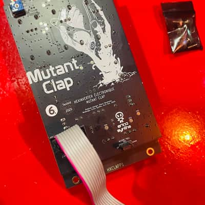 Hexinverter Mutant Clap 2020s - Black image 3