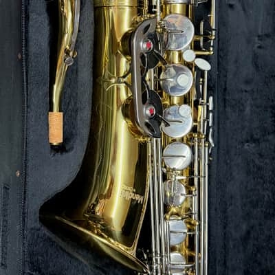 Used Mendini by Cecilio Alto Saxophone w/ Case & Strap Local Pickup item SOLD AS-IS image 2