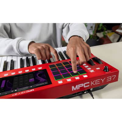 Akai Professional MPC Key 37 Standalone MPC Production Keyboard image 9