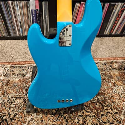 Fender American Professional II Jazz Bass with Rosewood Fretboard 2021 Miami Blue image 6