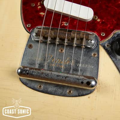 Vintage 1967 Fender Mustang with original case image 21
