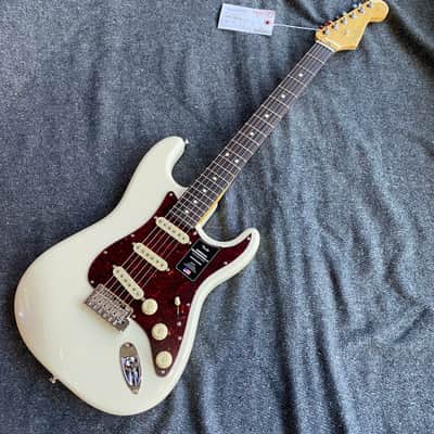 Fender American Professional II Stratocaster RW Rosewood 2021 Olympic White US210067246 image 3