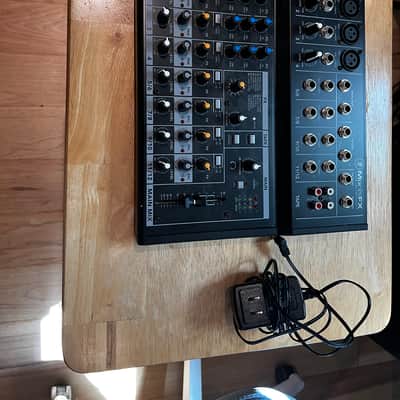 Mackie Mix12FX 12-Channel Compact Mixer with Effects 2015 - Present Black image 5