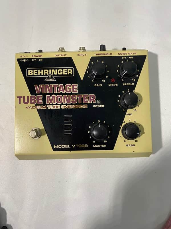 Behringer VT999 TUBE MONSTER