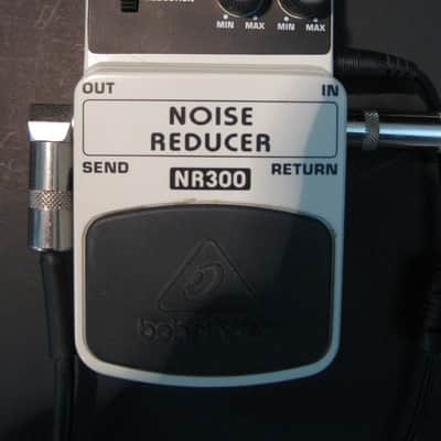 Behringer NR300 Noise Reducer image 3
