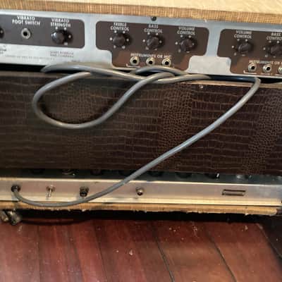 Silvertone 1336 1950-53 - alligator / burlap image 8
