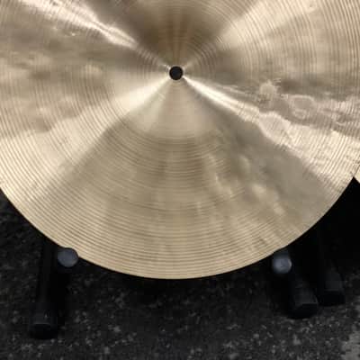 Meinl 15" Byzance Traditional Extra Hammered Hi-Hat Cymbals (Pair) - Traditional image 8