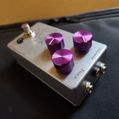 Fuzz clone with BC108/BC109 NOS transistors 2025 - Silver image 4