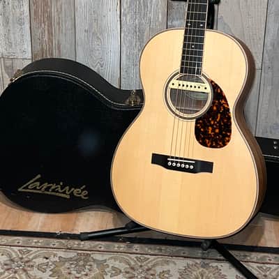 Larrivee 000-40 Custom Figured European Walnut Natural, Larrivee's Private Wood Stash Guitar ! image 17