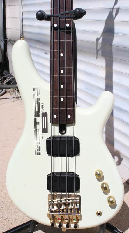 YAMAHA Motion Bass II（MB-II）ホワイトカラー YAMAHA Motion Bass II（MB-II）ホワイトカラー 06月18日 – YAMAHA