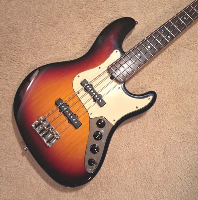 Fender Deluxe Jazz Bass